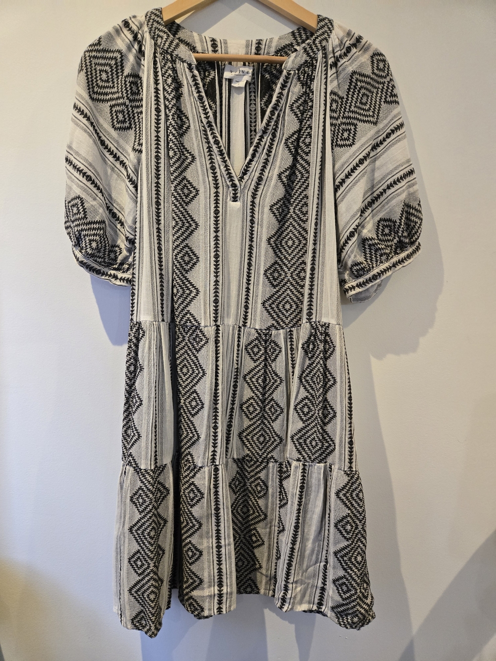 Velvet by Graham and Spencer Sophie Dress Size Small - Picture 4 of 8
